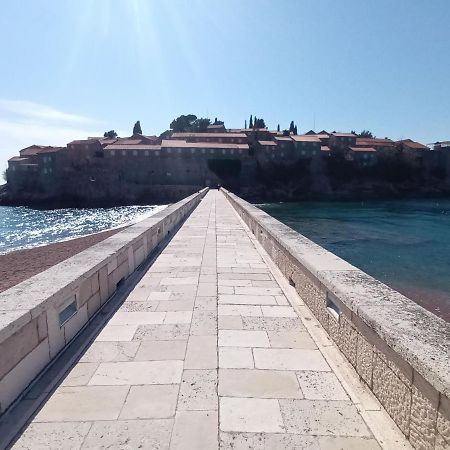 Sveti Stefan- Apartment Dora Bagian luar foto