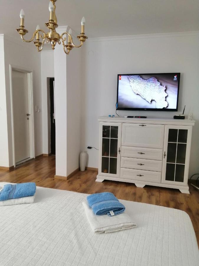 Sveti Stefan- Apartment Dora Bagian luar foto